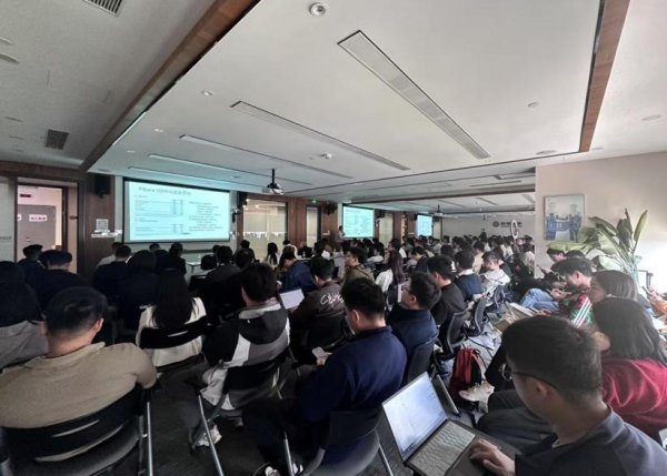 华盈策略 为锂电行业高质量发展注入新动能 盛新锂能、天齐锂业等200多位产业代表齐聚一堂